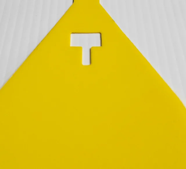 Die-cut polypropylene tag